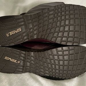 Teva Tall Leather Boots Women’s 9 Brown Side Zip Riding Style